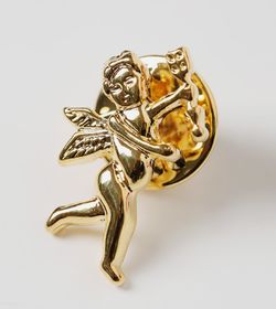 韓国ファッション通販　キューピットブローチ