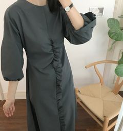 韓国ファッション通販　フリルワンピース