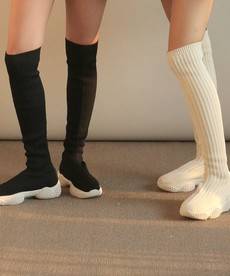 韓国ファッション通販サイト　ニーハイ