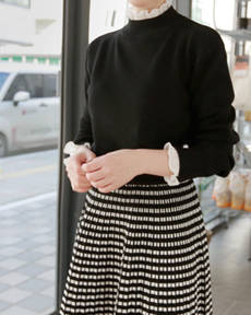 韓国ファッション通販サイト　フリルニット