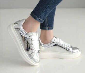 韓国ファッション　ビビッドレディ