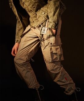 韓国ファッションブランド　アノミコンプレックス